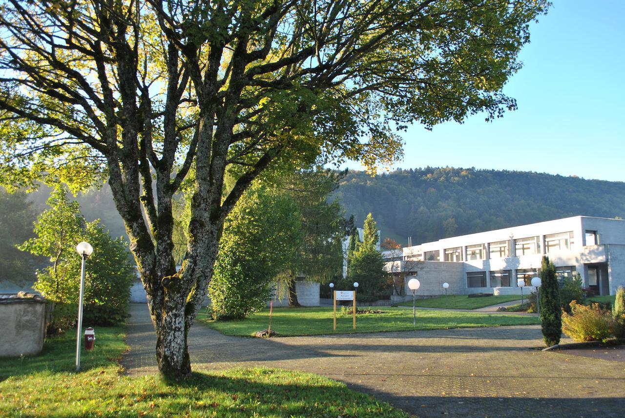 Centre De Sornetan Hotel Exterior foto